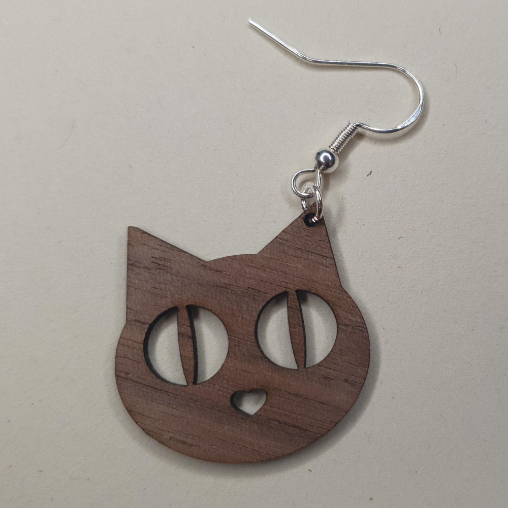 Ohrring Katze Laser ausgeschnitten Nussholz
